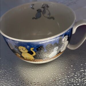 Vintage “Night on the town” Cat and Moon Themed Mug